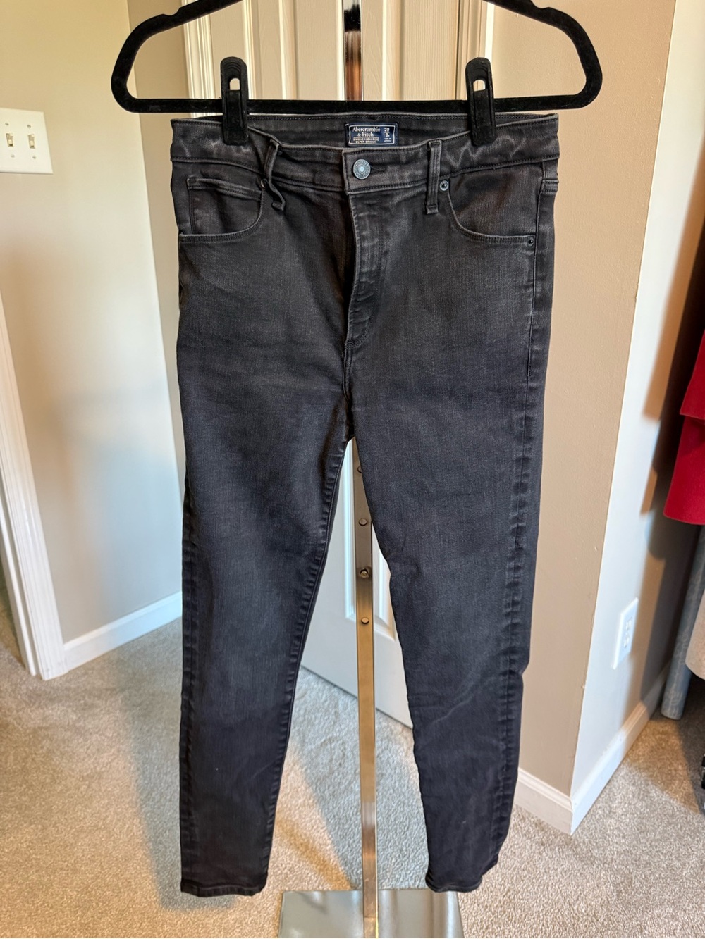 Abercrombie & Fitch Black Women's Skinny Jeans